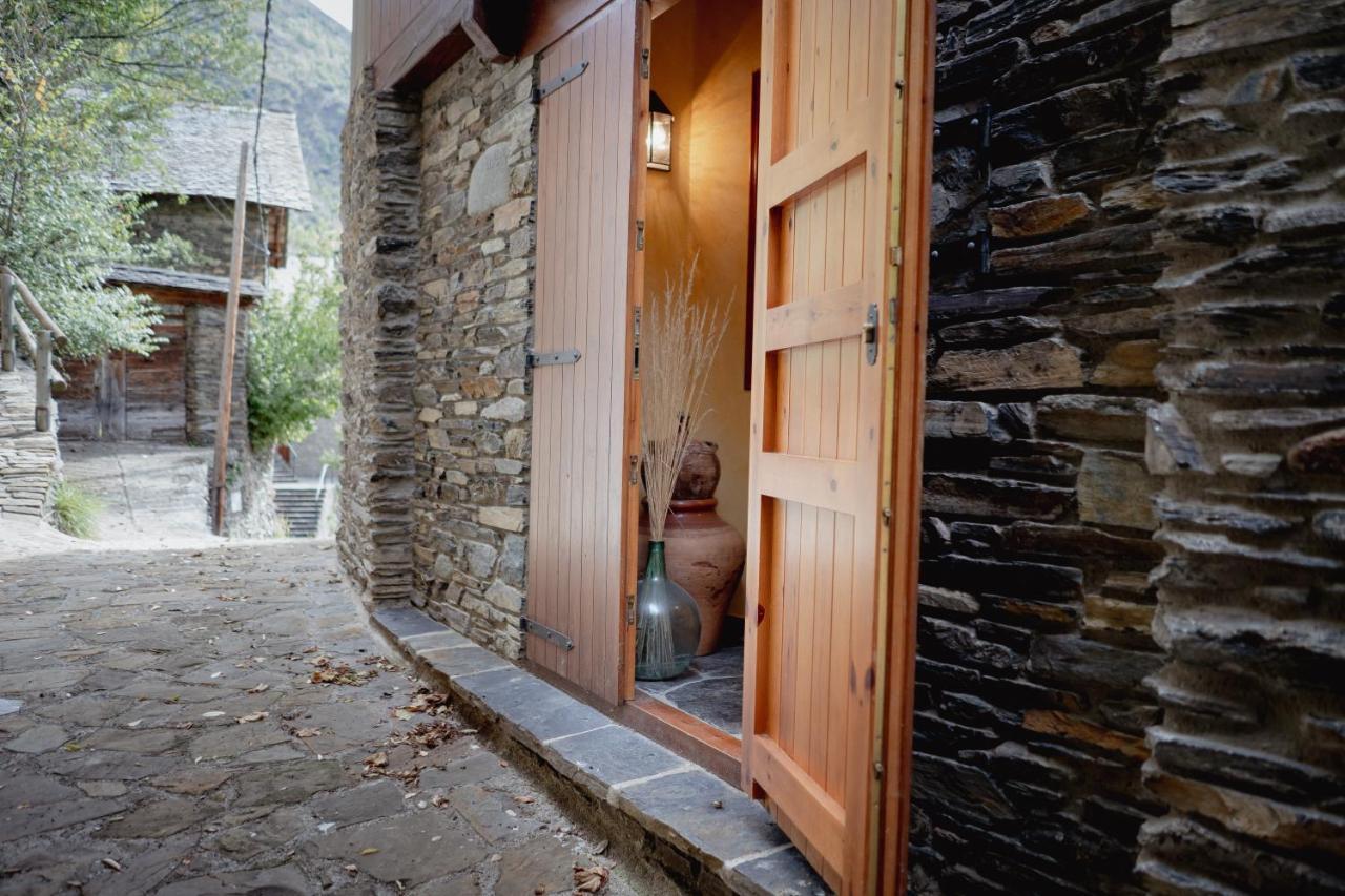El Xalet De La Vall De Cardos Lladros Exterior photo